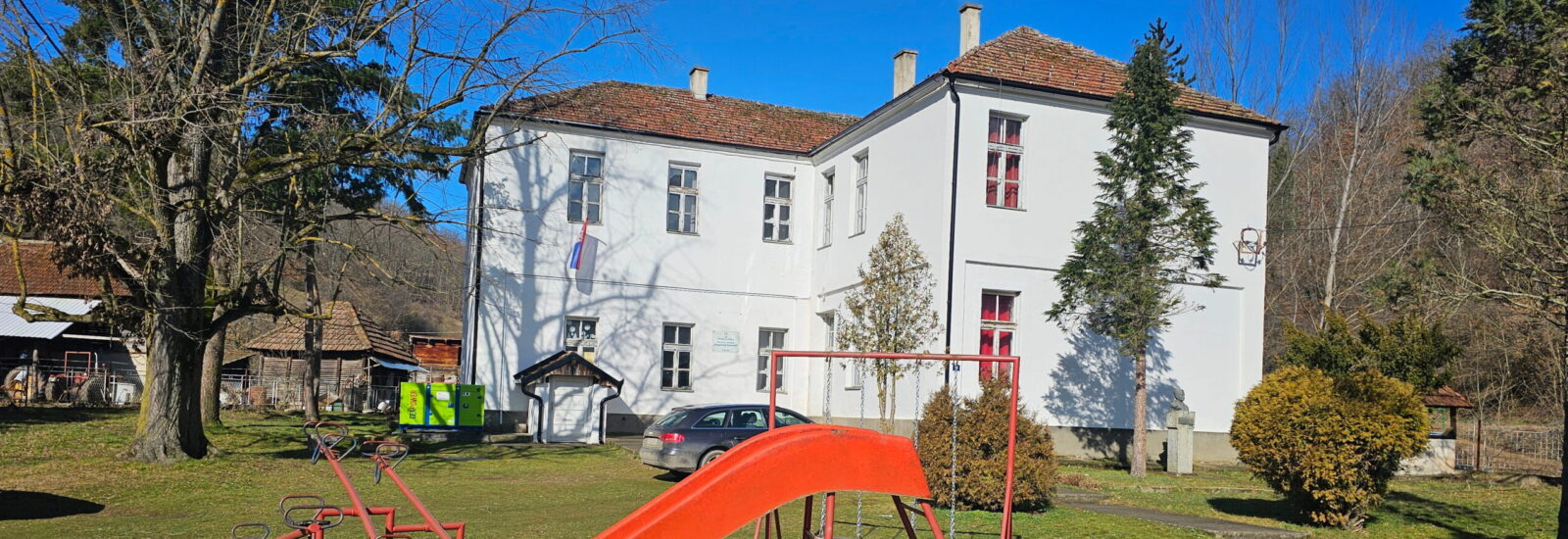 Osnovna škola "Vladimir Bukilić" Tulare